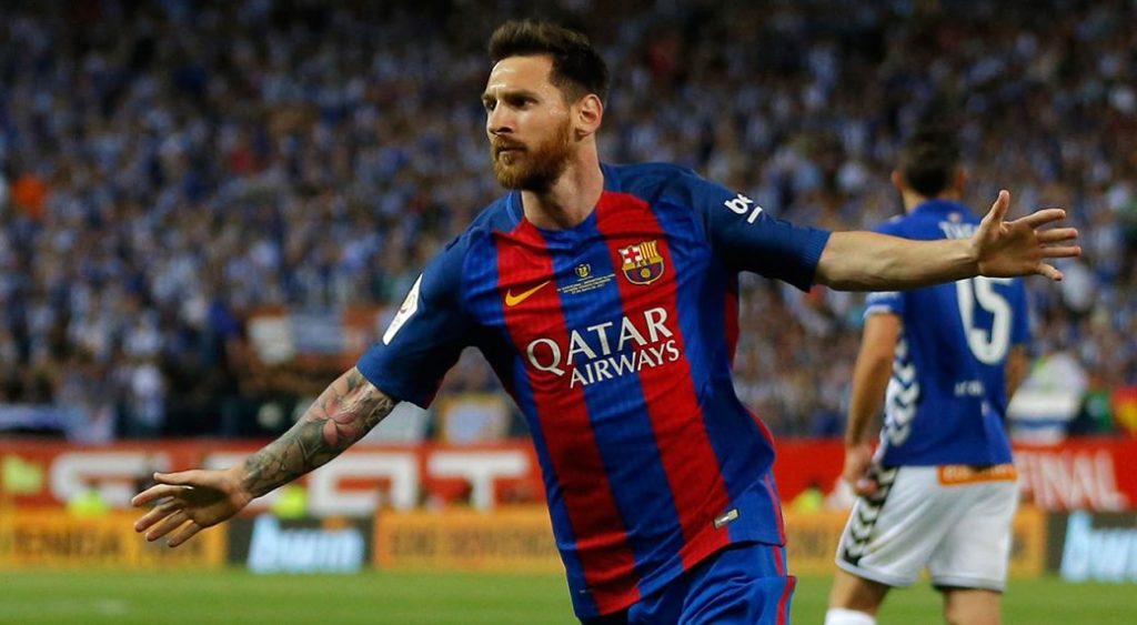 Messi fires Barca to title